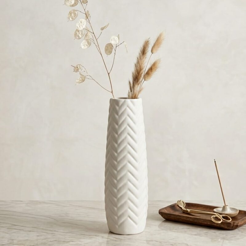 CHEVRON WHITE CERAMIC VASE